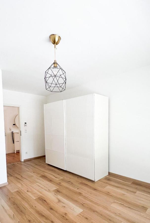2 Zkb Apartment In Mannheim Kueche - Parken - Grosser Tv Luaran gambar